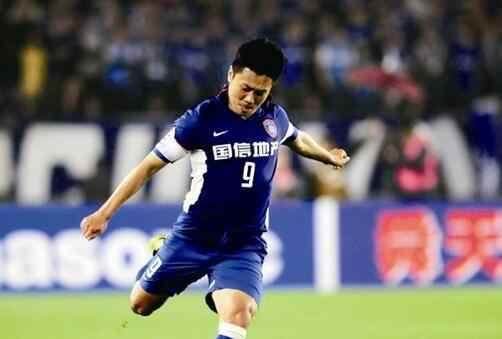 开云网页版-陆博飞哭诉：江苏队解散 上百号球员需重新找出路